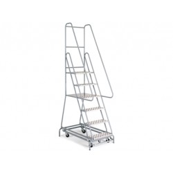 SCALA 670X1060X2450 C/RUOTE